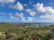 Terrain à SAINT-MARTIN