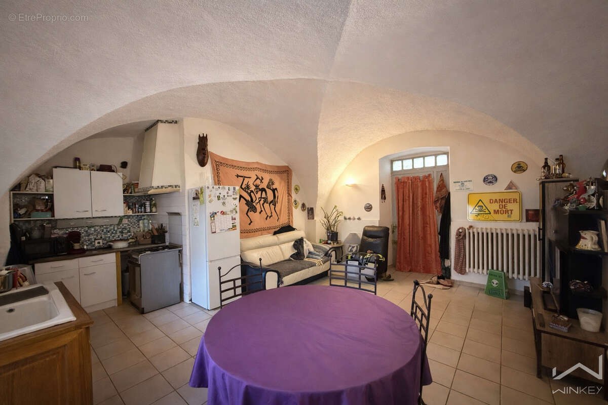 Appartement à CHATEAUNEUF-DU-RHONE