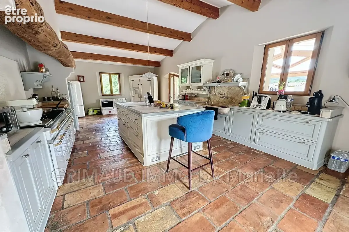 Maison 12 pièces 450 m² à vendre à Plan-De-La-Tour (83120) - photo 7