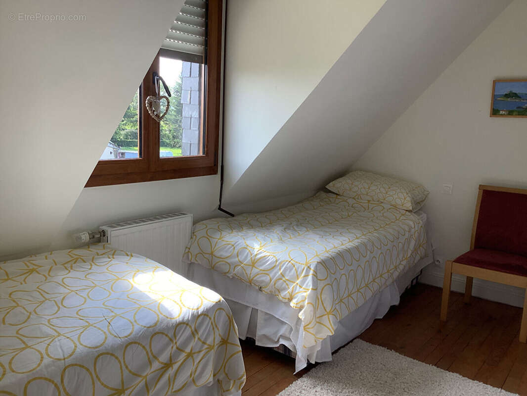 Maison à PLOUGUENAST