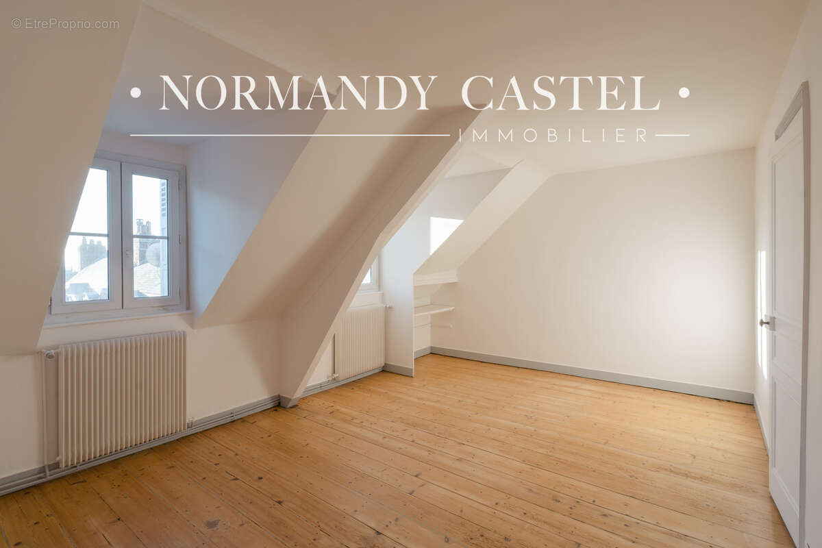 Maison à TROUVILLE-SUR-MER