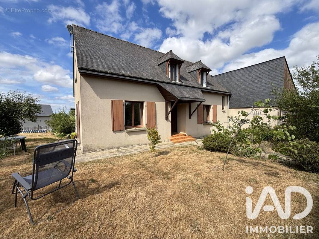 Photo 1 - Maison à MINIAC-SOUS-BECHEREL