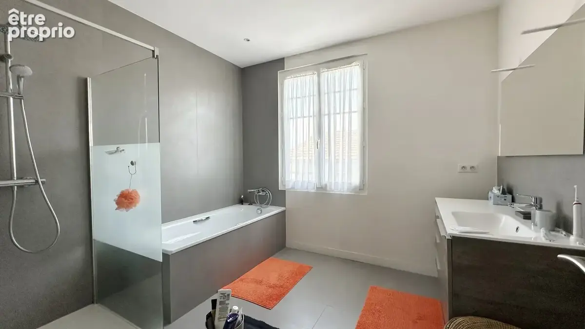 Biarritz  saint-martin  villa des années 30 rénovée avec piscine et appartement indépendant - photo 17