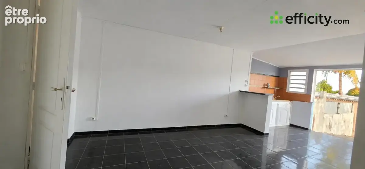 Photo Maison à Saint-Joseph au prix de 180 000€
