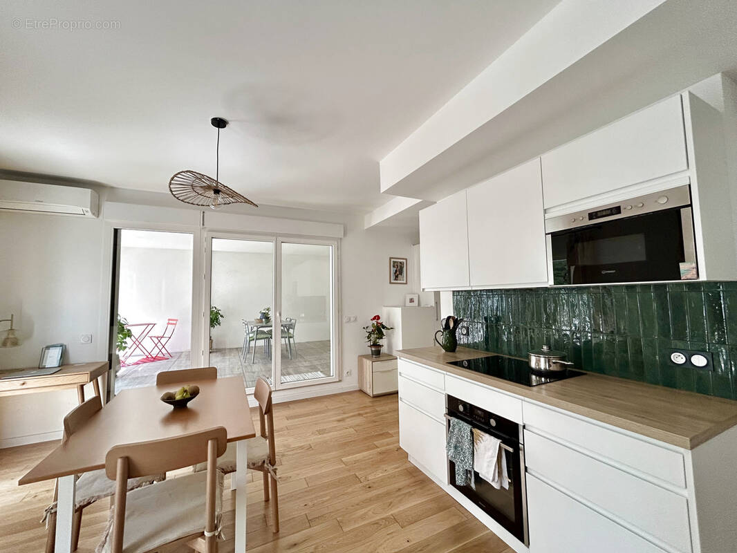 Appartement à MARSEILLE-8E