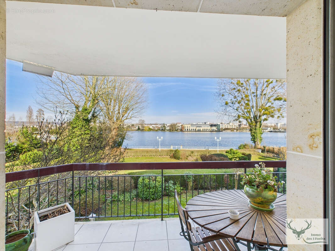 Appartement à ENGHIEN-LES-BAINS