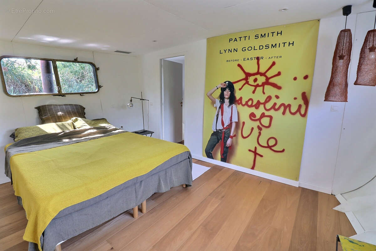 Autre à AIGUES-MORTES