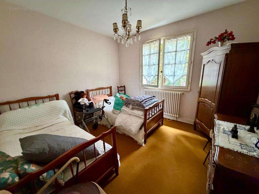 Aux amateurs de rénovation : ce bien est fait pour vous ! - photo 13