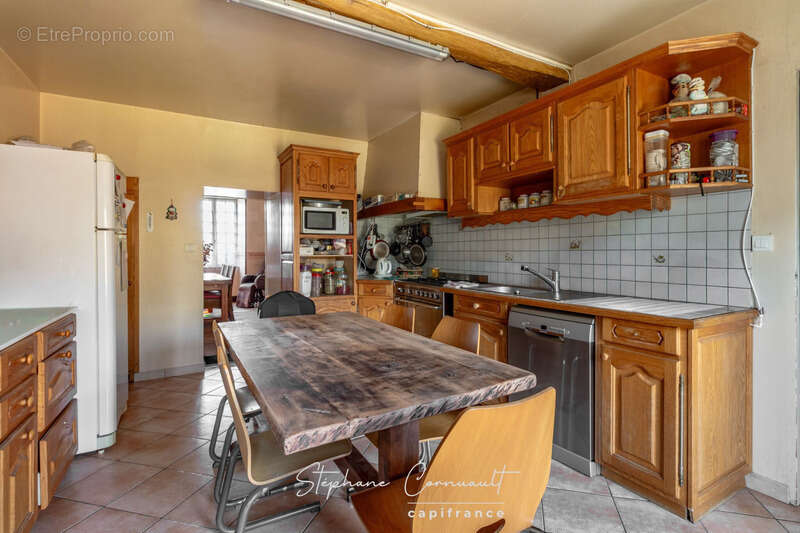 Maison à NEUVIC