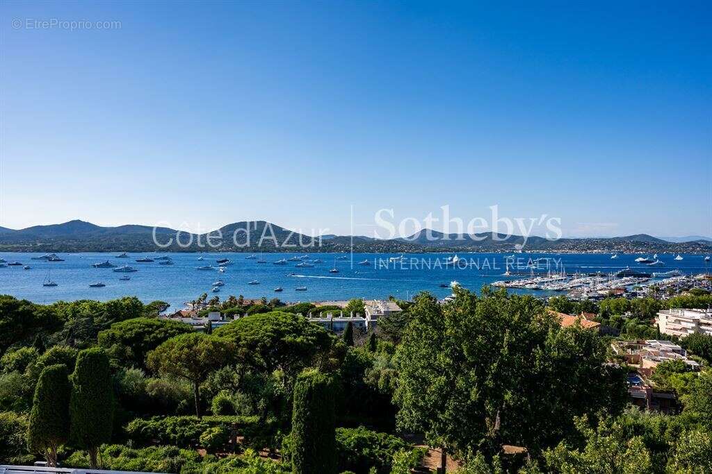 Appartement à SAINT-TROPEZ