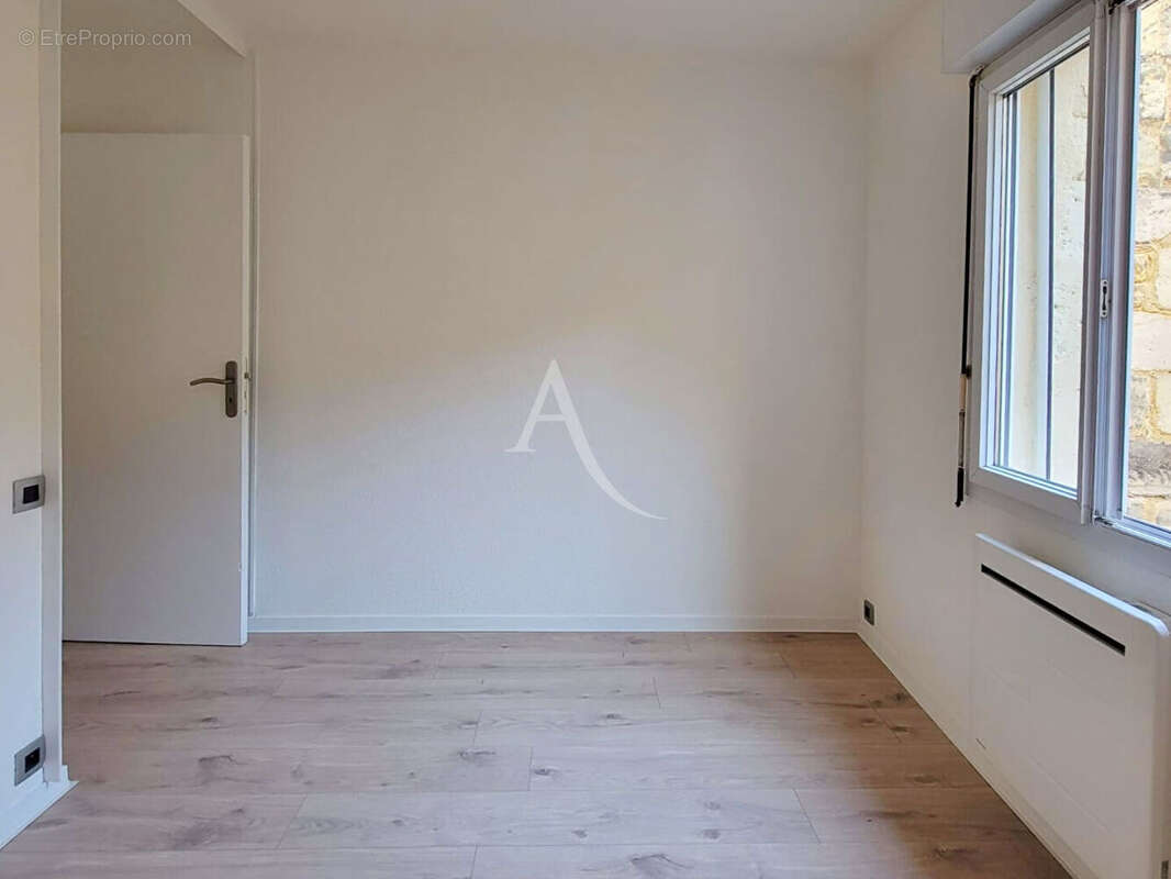BORDEAUX GAMBETTA - Appartement T2 lumineux très bien placé - photo 4