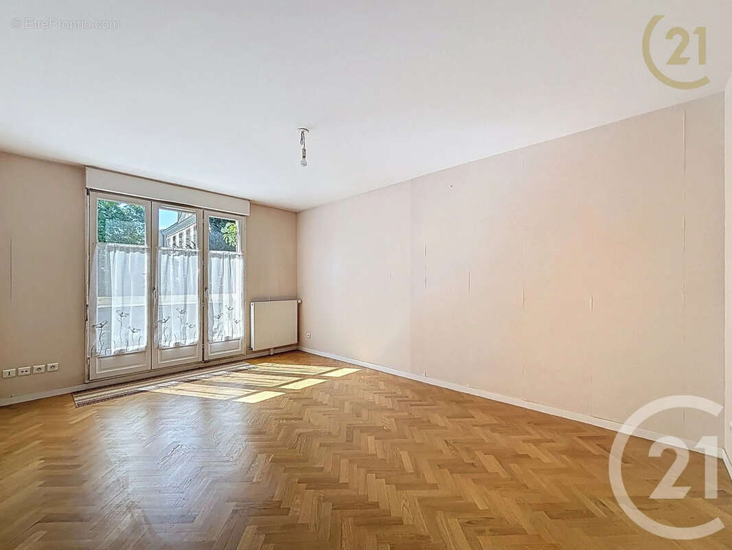 Appartement 62 m² à Sens  - photo 2