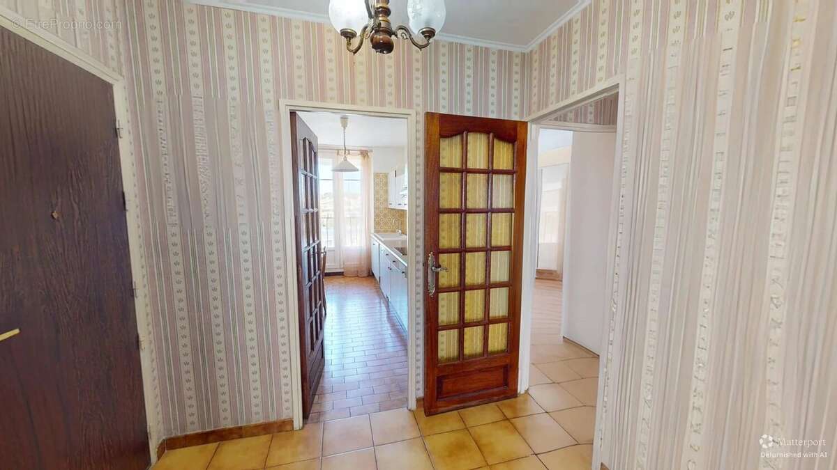 Appartement à PORT-DE-BOUC