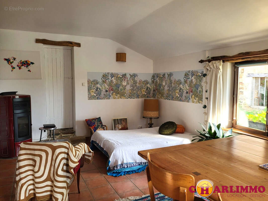 Maison à SAINT-CHRISTOPHE