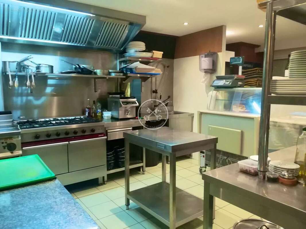 Commerce à SAINT-RAPHAEL