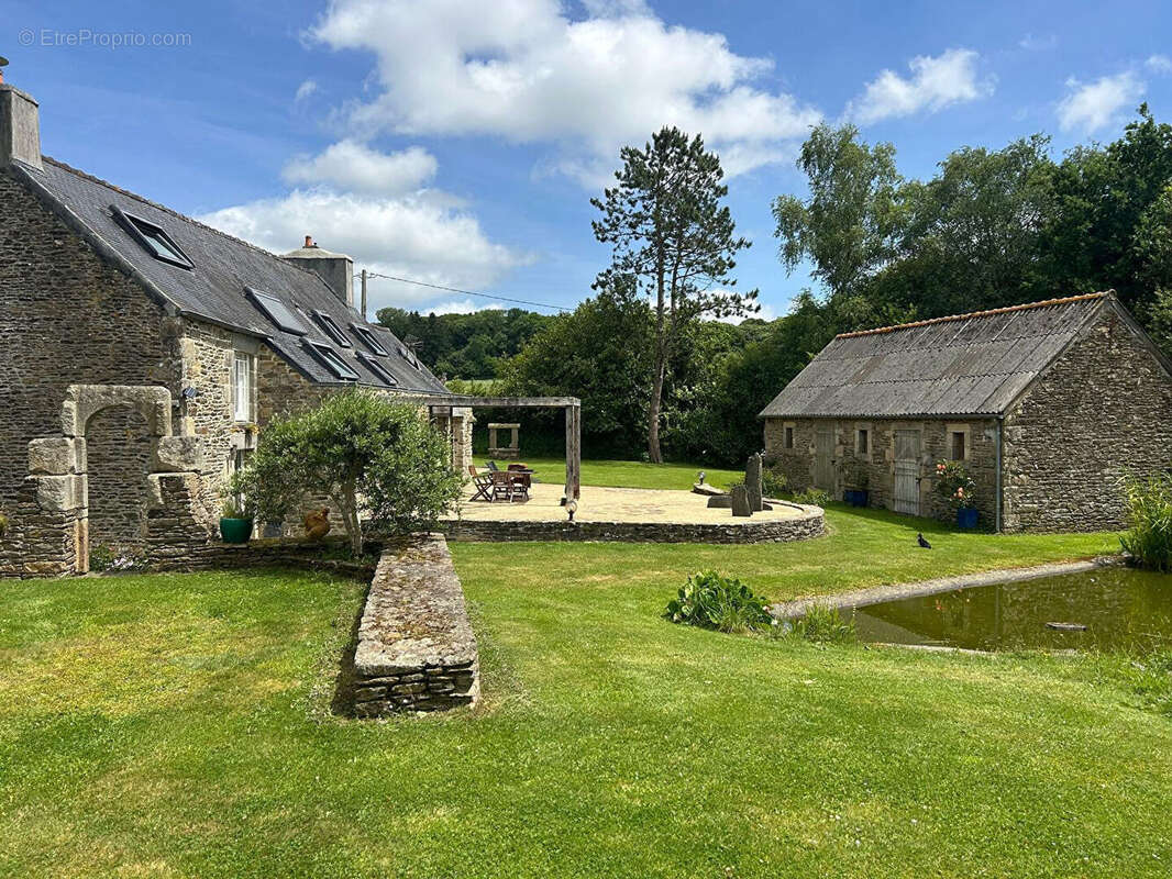 Maison à PLOUGONVEN