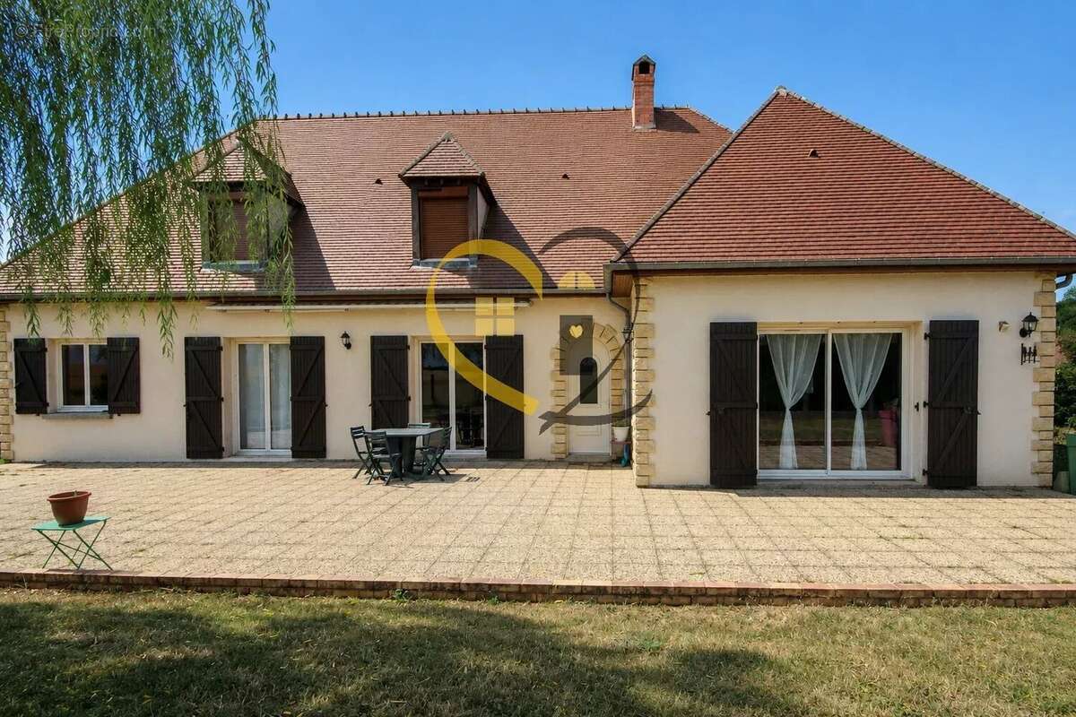 Charmante maison de 170m² - photo 2