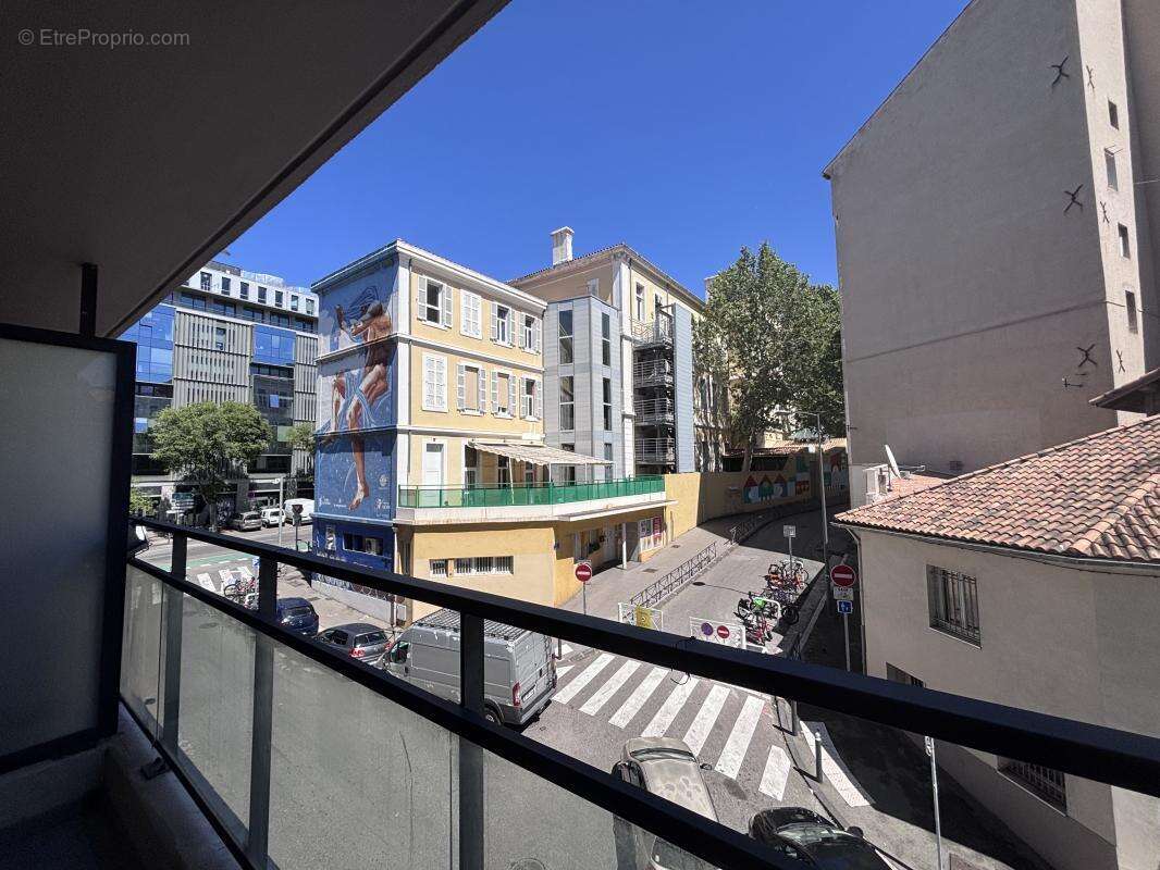 Appartement à MARSEILLE-2E