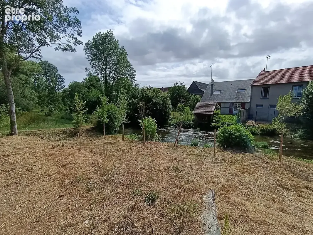 Terrain à THIVARS