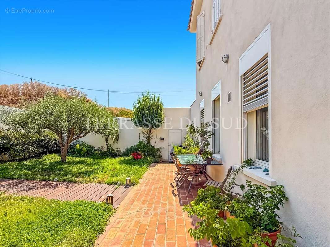 Maison les Pieds dans l'eau - Propriété de Caractère en Front de Mer - Marseille 8 - photo 32