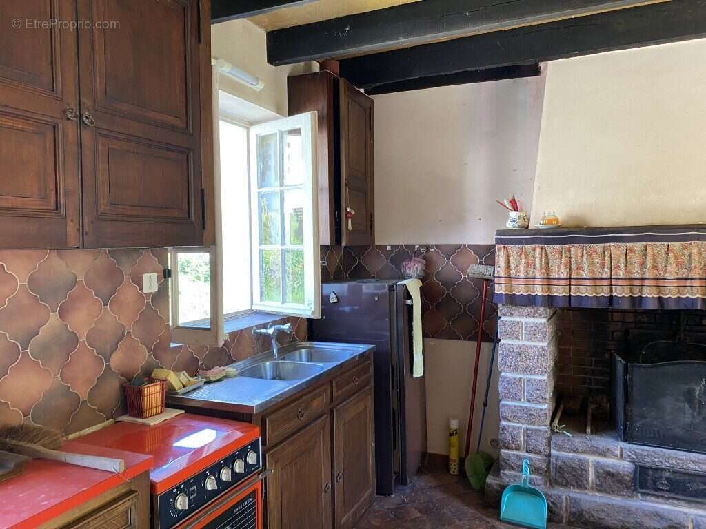 Maison 40 m² à Saint-Gilles-Les-Forets  - photo 7