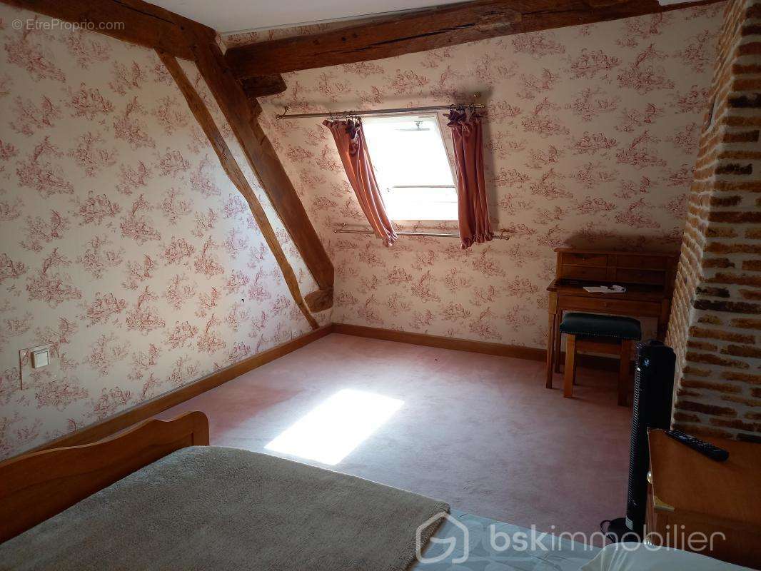 Maison à BOISCOMMUN