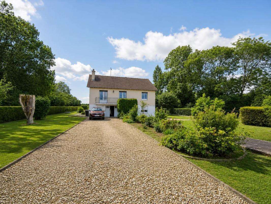 Maison de 4 pièces de 117 m² à Aillant-sur-Milleron - photo 10