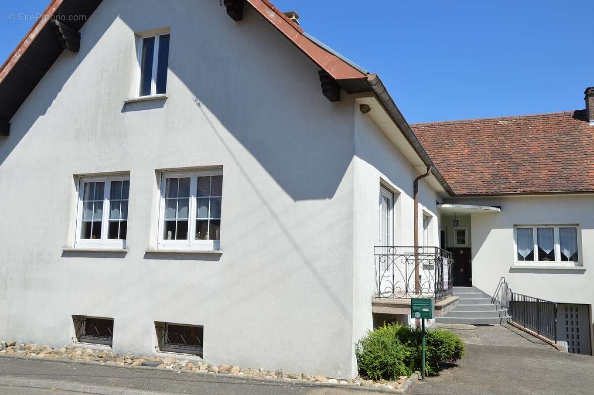 Maison 160 m² à Montbronn  - photo 2