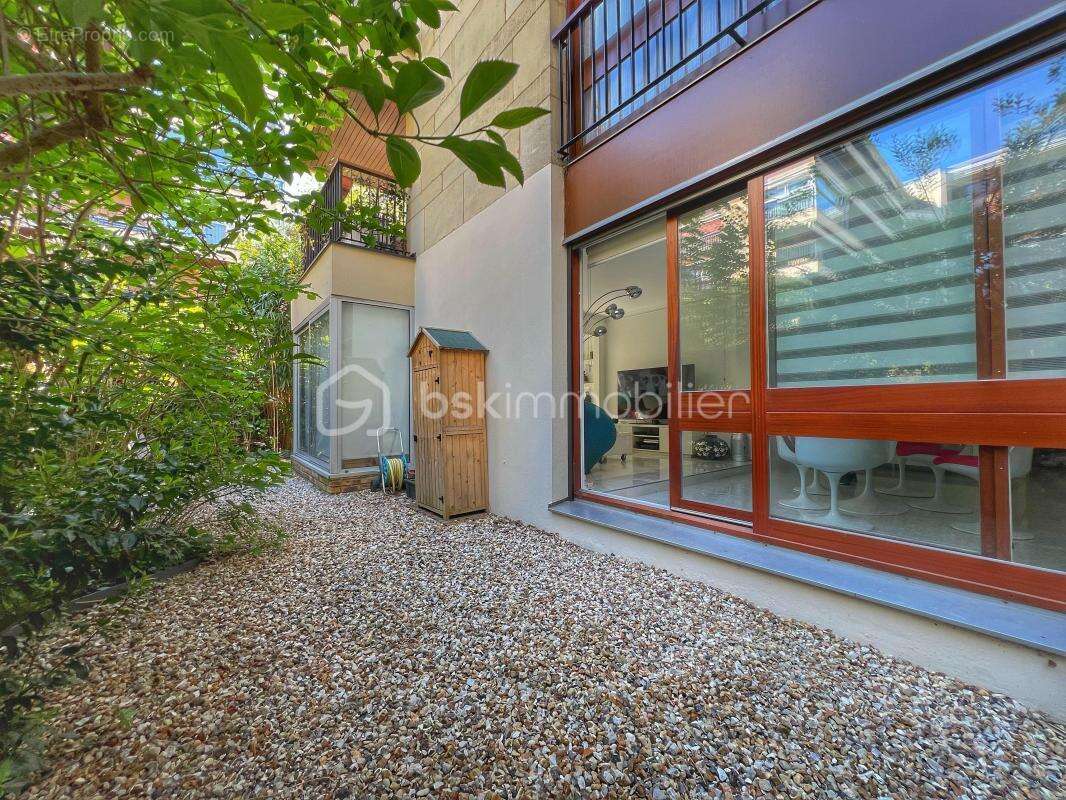 Appartement 5 pièces avec jardin privatif et piscine – Le Chesnay-Rocquencourt - photo 14