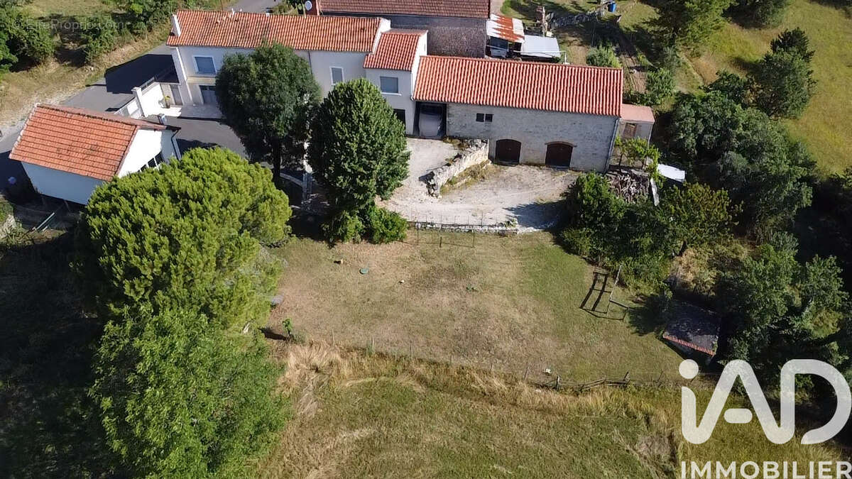 Photo 6 - Maison à LE MONTAT