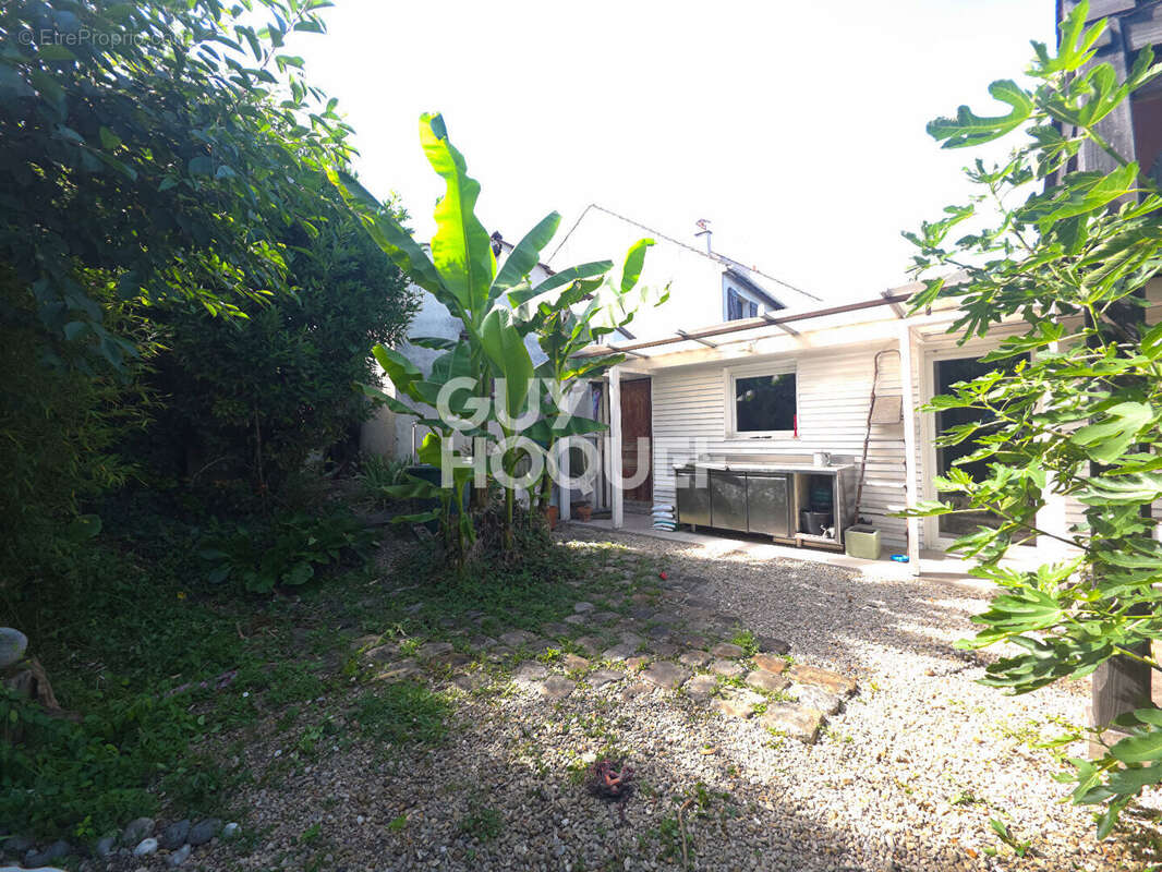 Maison à NEUILLY-SUR-MARNE