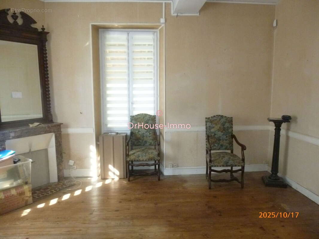 Maison à RAZAC-SUR-L&#039;ISLE