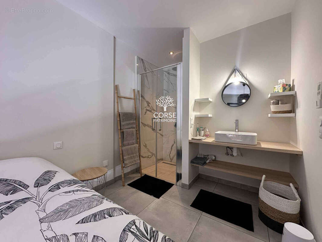 Maison à PORTO-VECCHIO