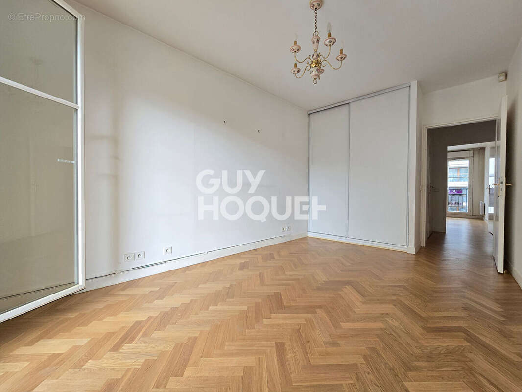 Appartement à BOURG-LA-REINE