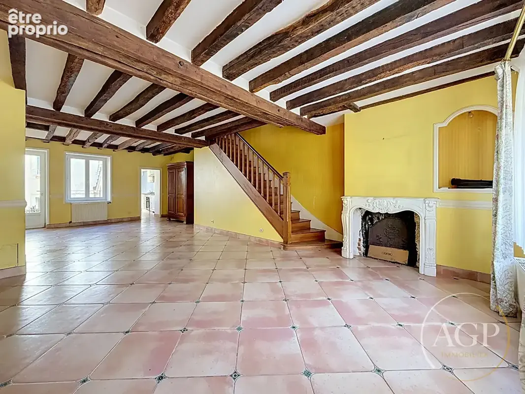Maison Jargeau 4 pièce(s) 114 m2 - photo 1