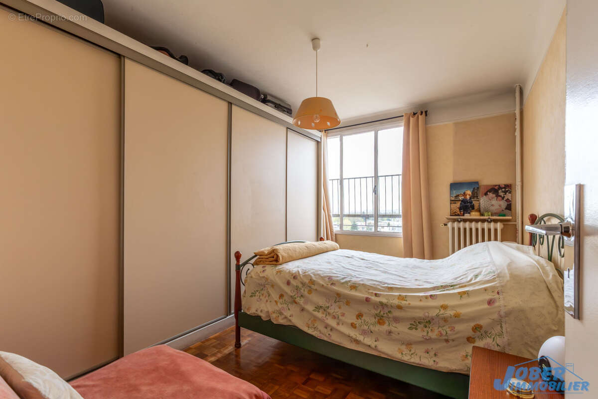 Appartement à NOGENT-SUR-MARNE