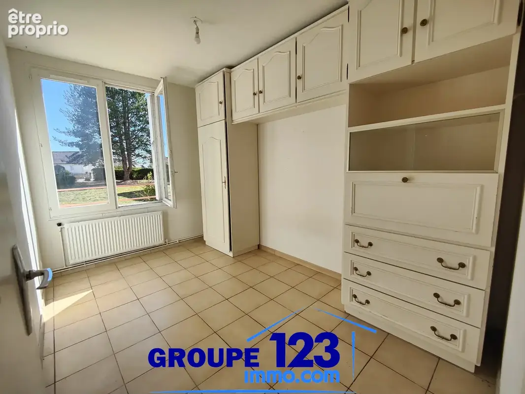 Migennes : un appartement en rez-de-chaussée avec loggia, pour vivre ou investir - photo 8