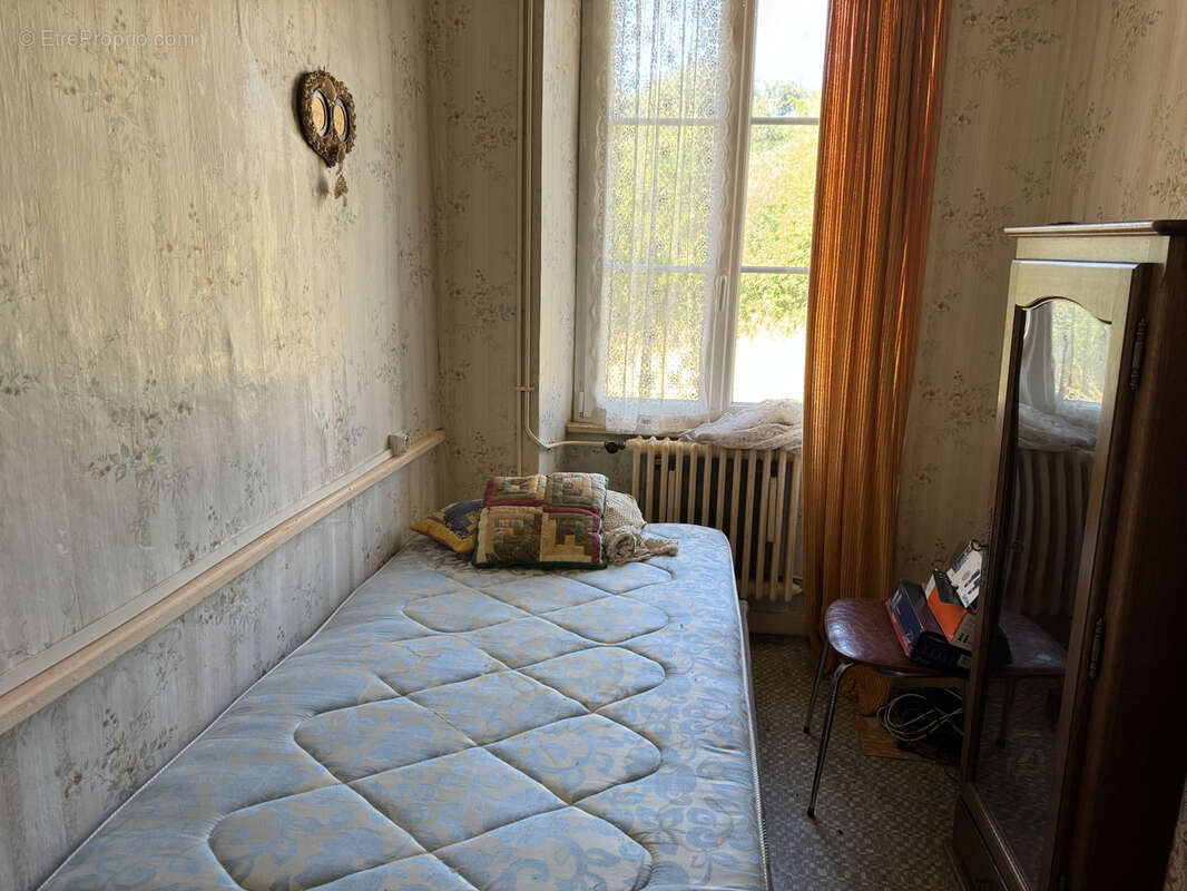 Maison à LORMES