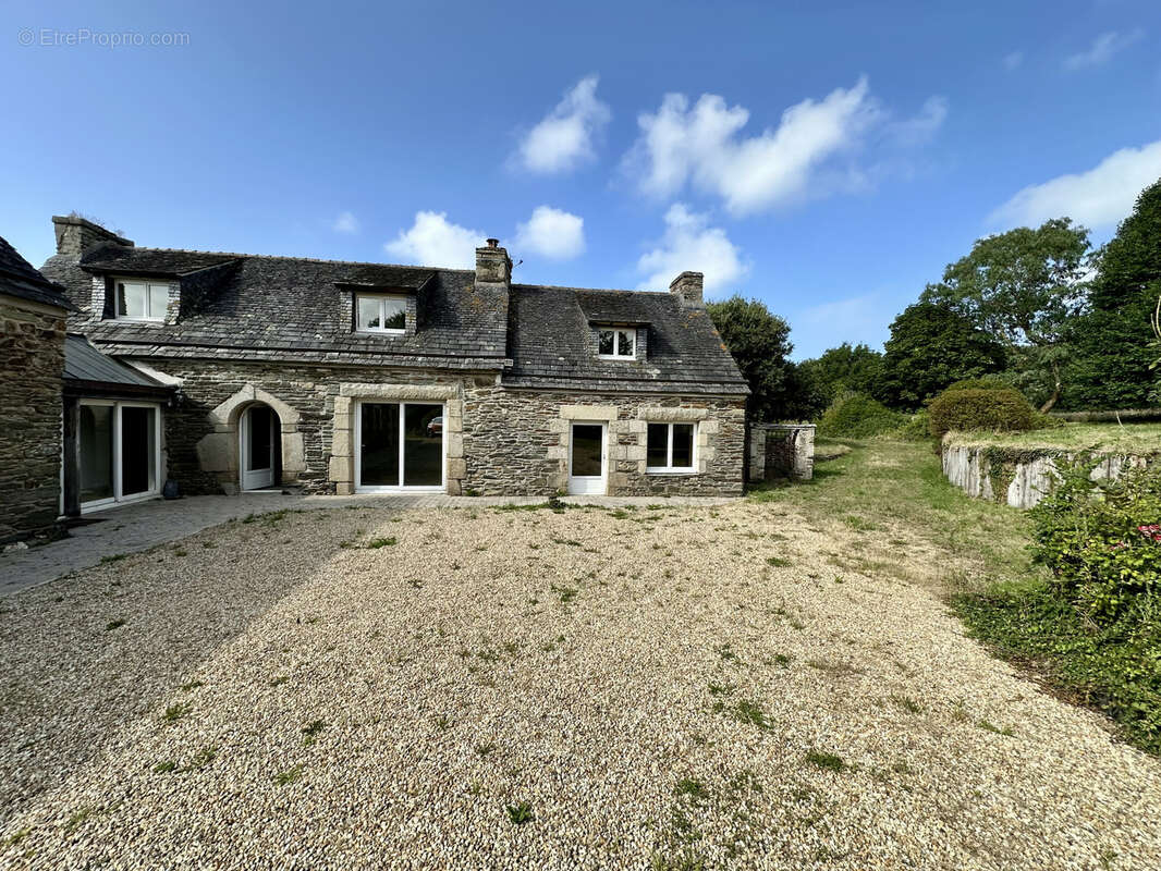 Maison à PLESTIN-LES-GREVES