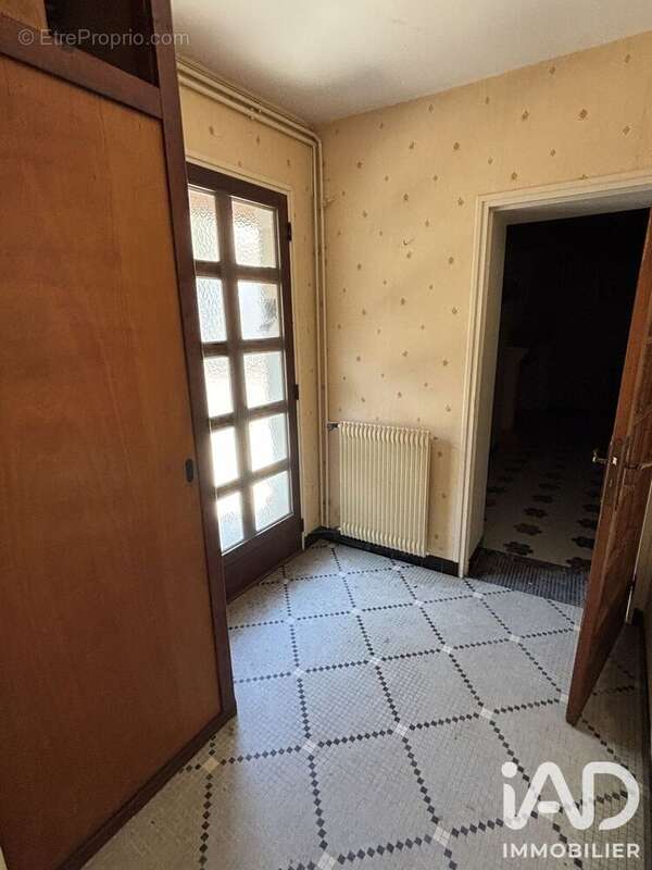 Maison 107 m² à Souzay-Champigny  - photo 6