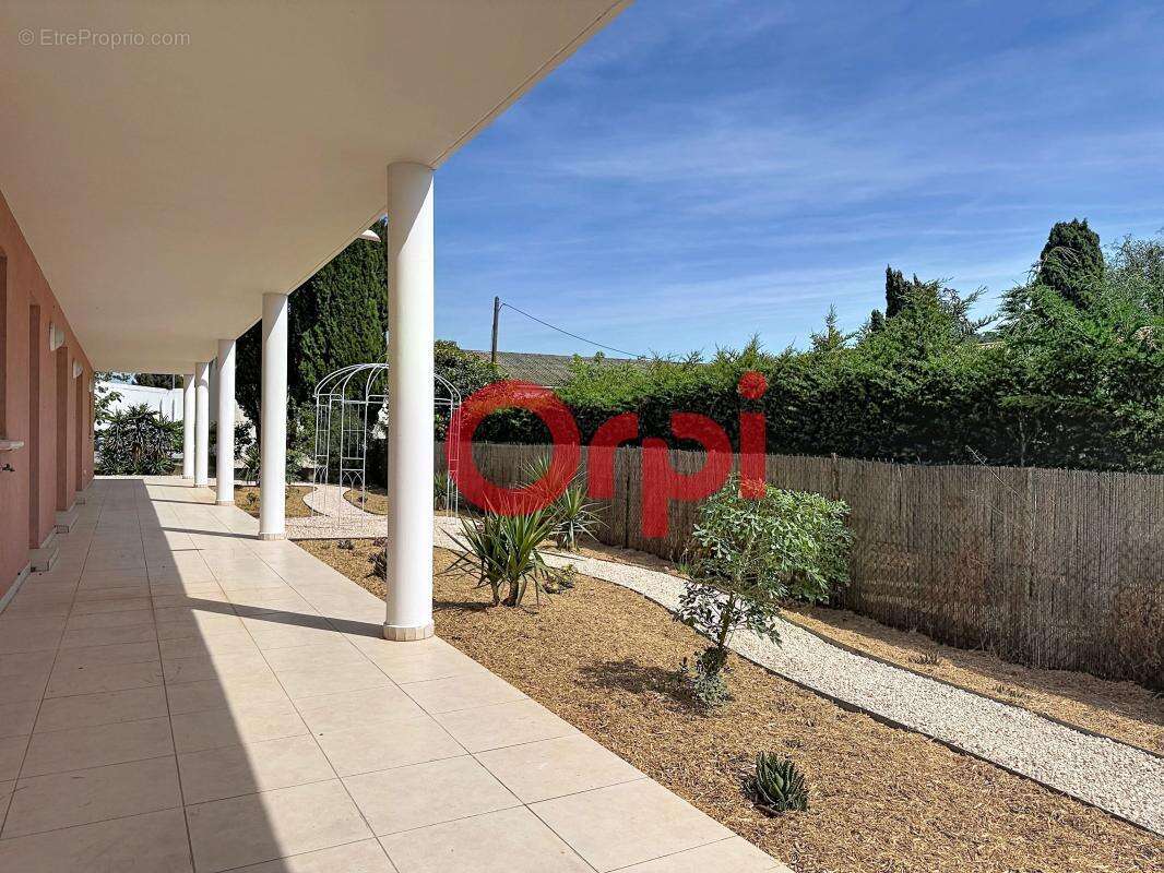 Appartement à SANARY-SUR-MER