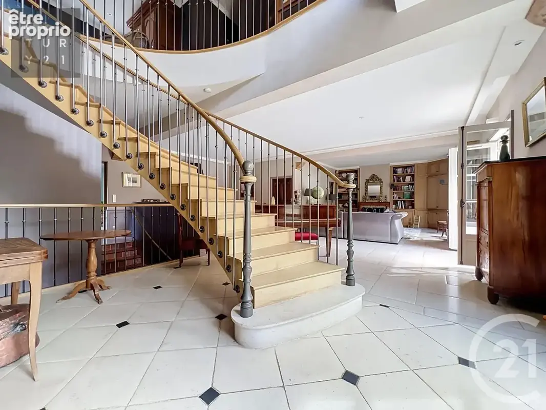 Maison 10 pièces 341 m² à vendre à Pont-Sainte-Marie (10150) - photo 8