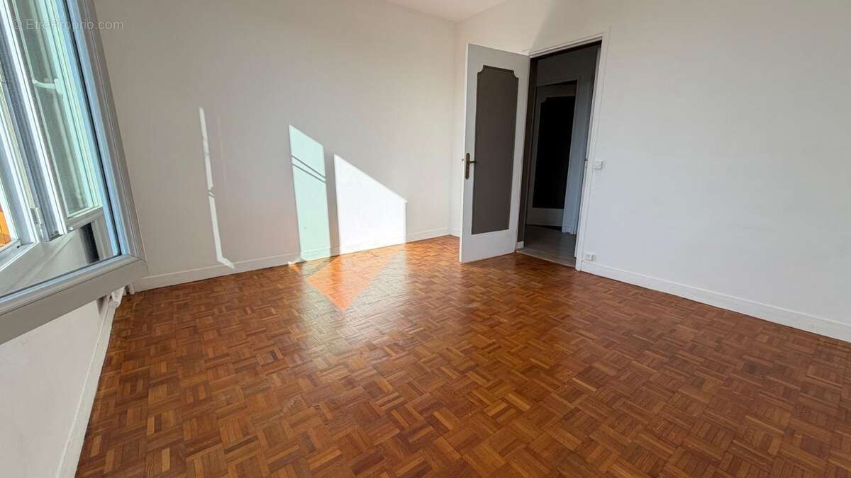 Appartement à NEUILLY-SUR-MARNE