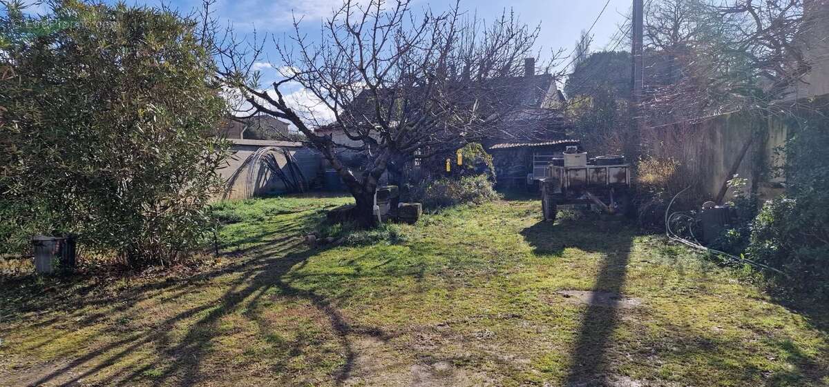 Maison à JONQUIERES