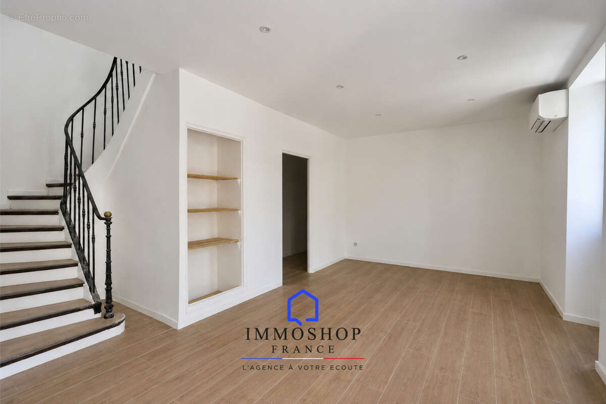 Maison de ville T5 - Rognes Village (13840) - photo 4