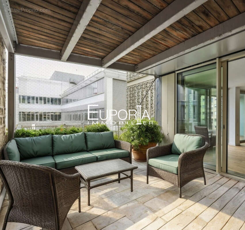 Appartement à PARIS-15E