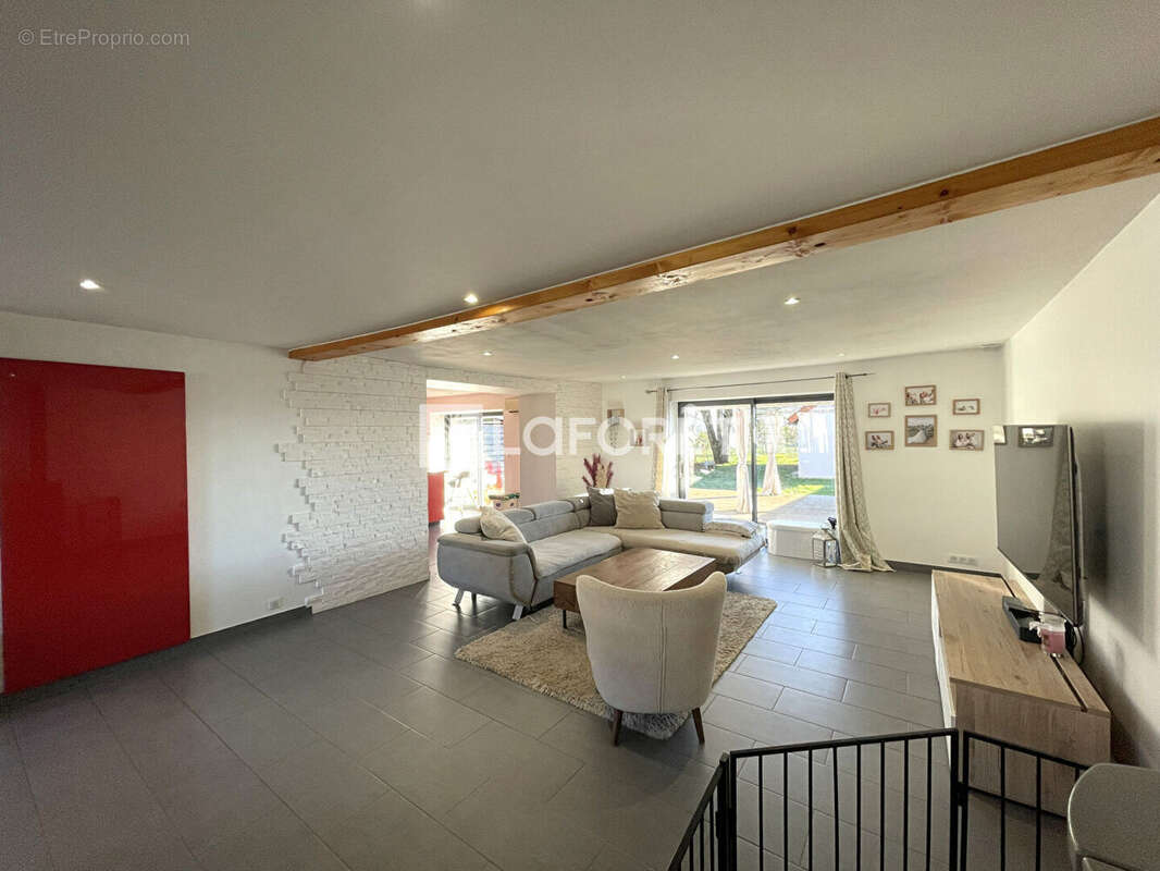 Maison à LONS-LE-SAUNIER