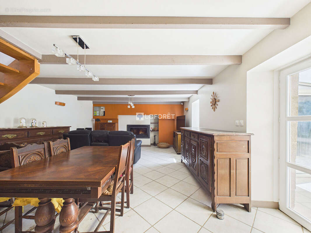 Maison à POULDREUZIC