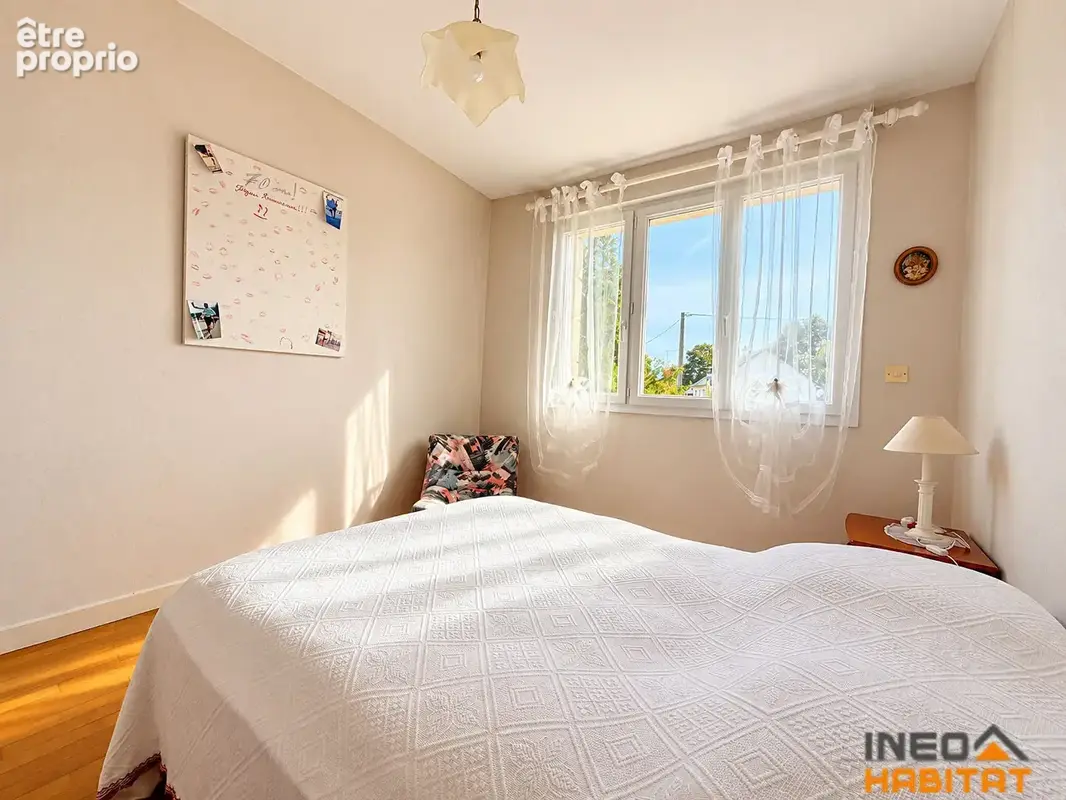 Maison 5 pièces - 4 chambres - Terrain de 2 780 m² - Au calme - photo 10