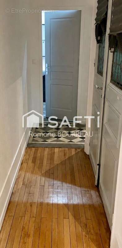 Appartement 52 m² à Savonnieres  - photo 6
